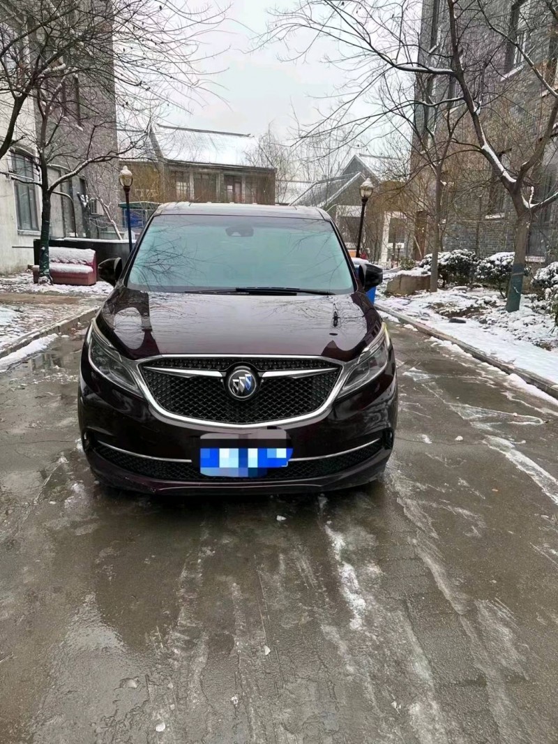 东营16年别克艾维亚1