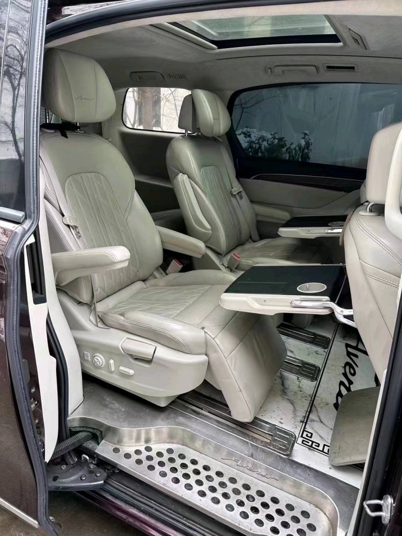 东营16年别克艾维亚8