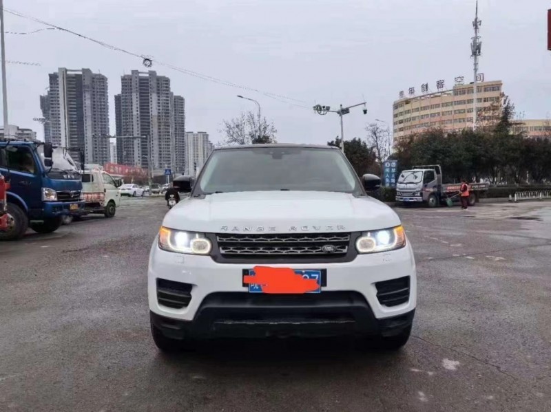 青岛18年路虎揽胜运动1