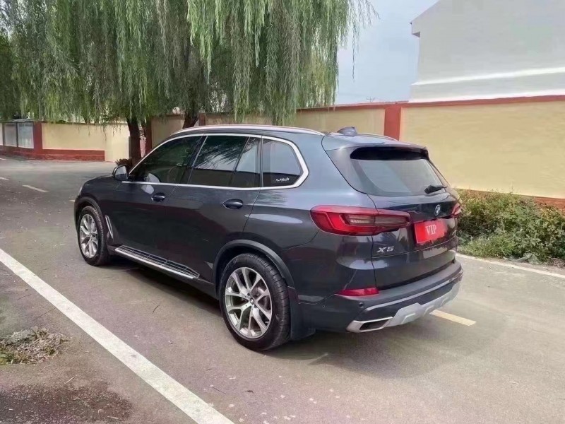 青岛20年宝马X54