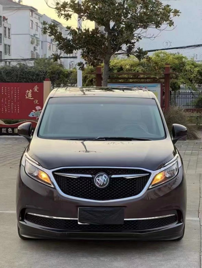 济南18年别克GL81