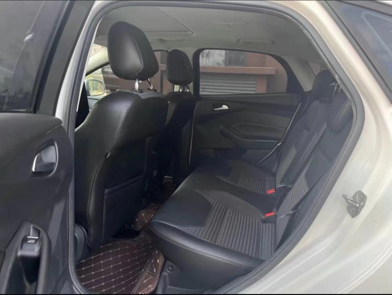 济南16年福特福克斯7