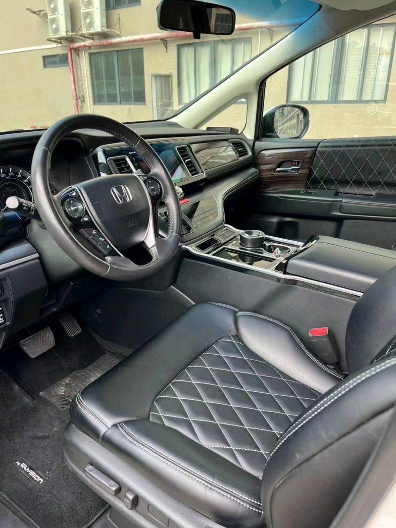 江门16年本田艾力绅4