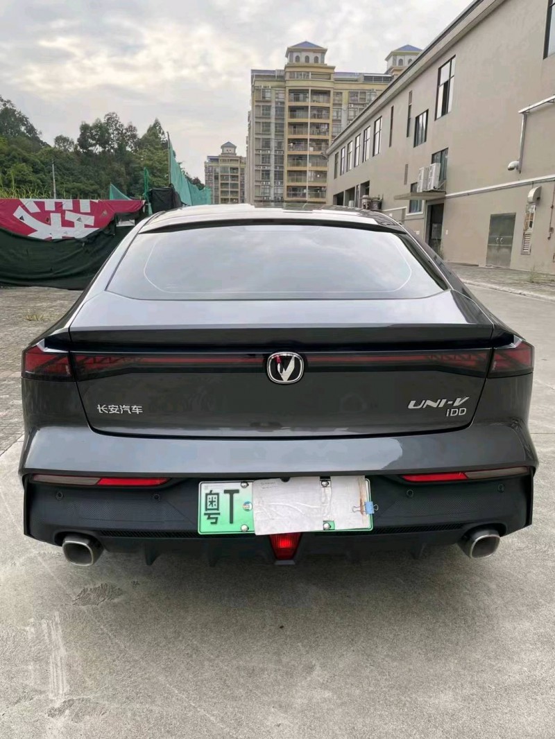 江门23年长安汽车UNI-V9
