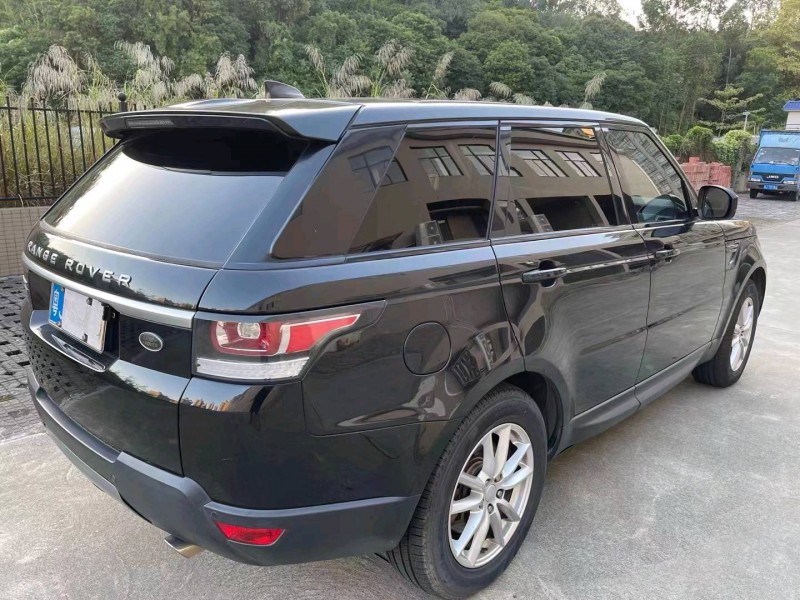 江门17年路虎揽胜运动8