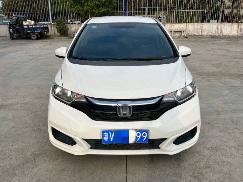 东莞18年本田飞度1