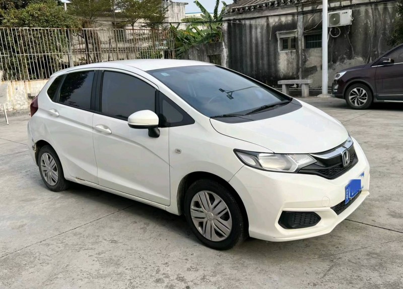 东莞18年本田飞度2