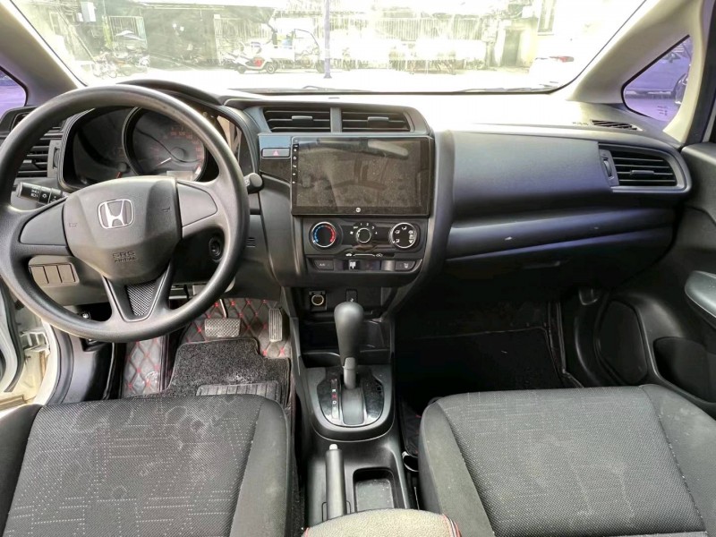 东莞18年本田飞度6