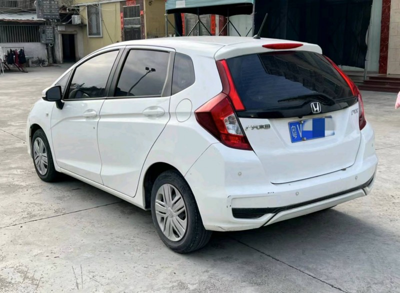 东莞18年本田飞度7