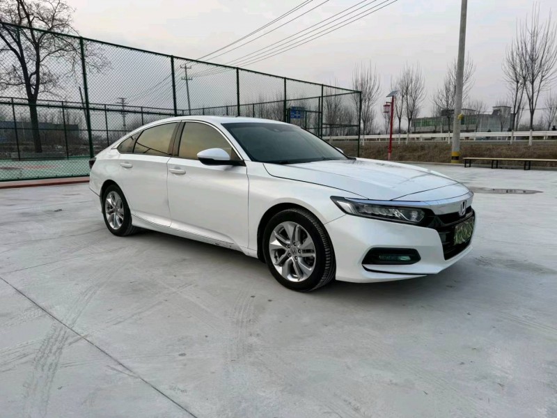 苏州20年本田雅阁2