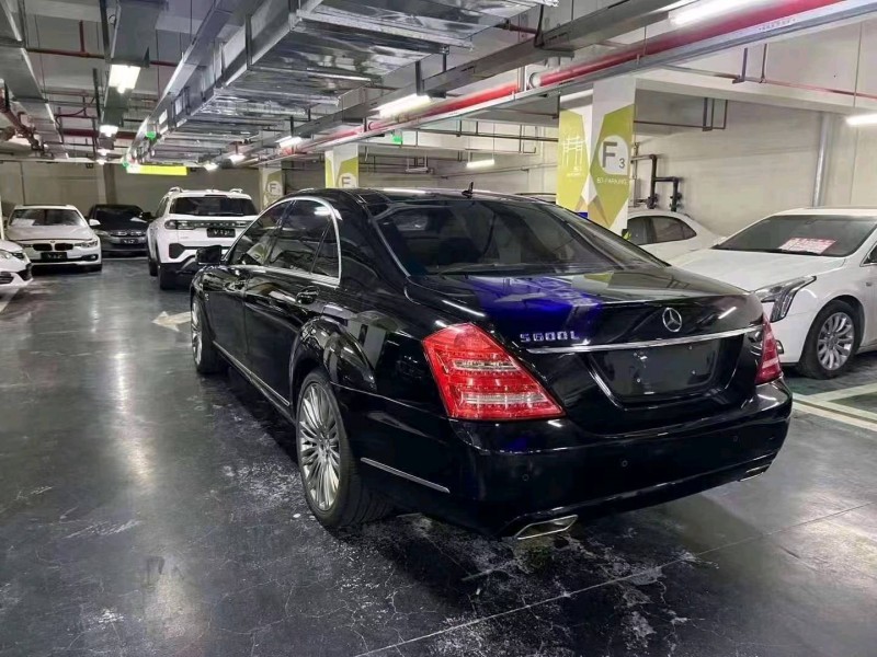 台州12年奔驰S9