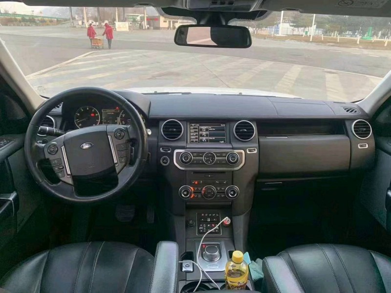 邢台15年路虎发现6