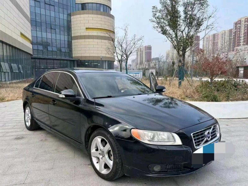 东营11年沃尔沃S80L2