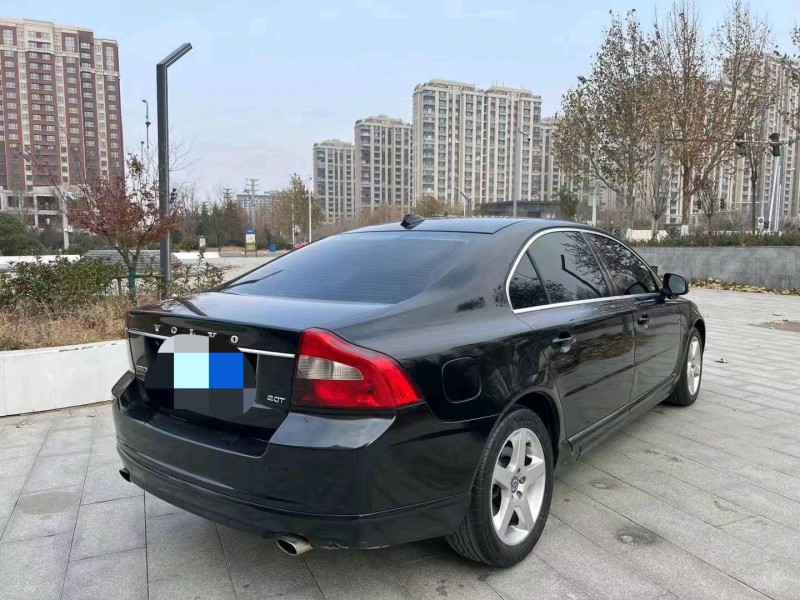 东营11年沃尔沃S80L6