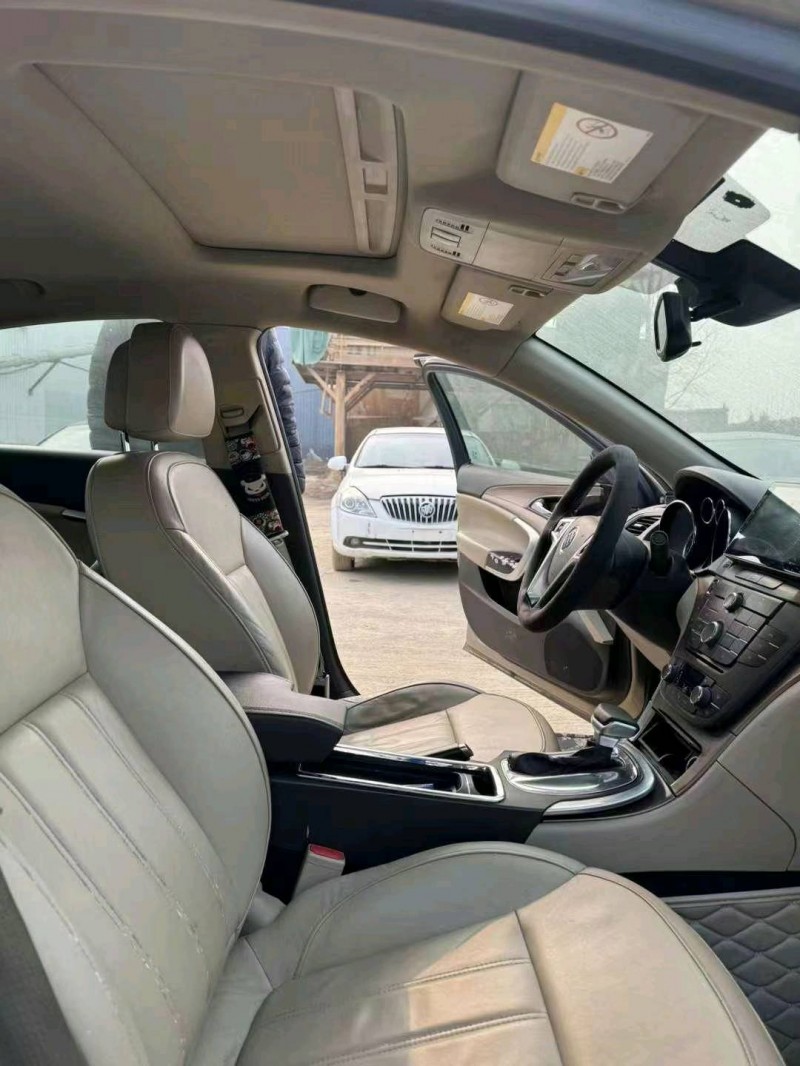 东营13年别克君威9