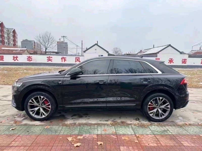 东营21年奥迪Q84
