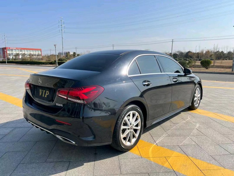 盐城20年奔驰A8