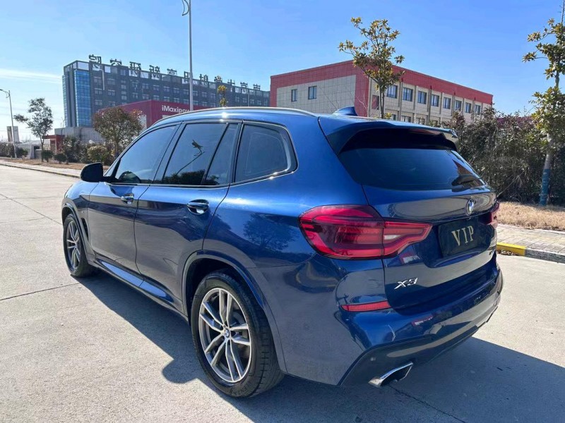 盐城19年宝马X38