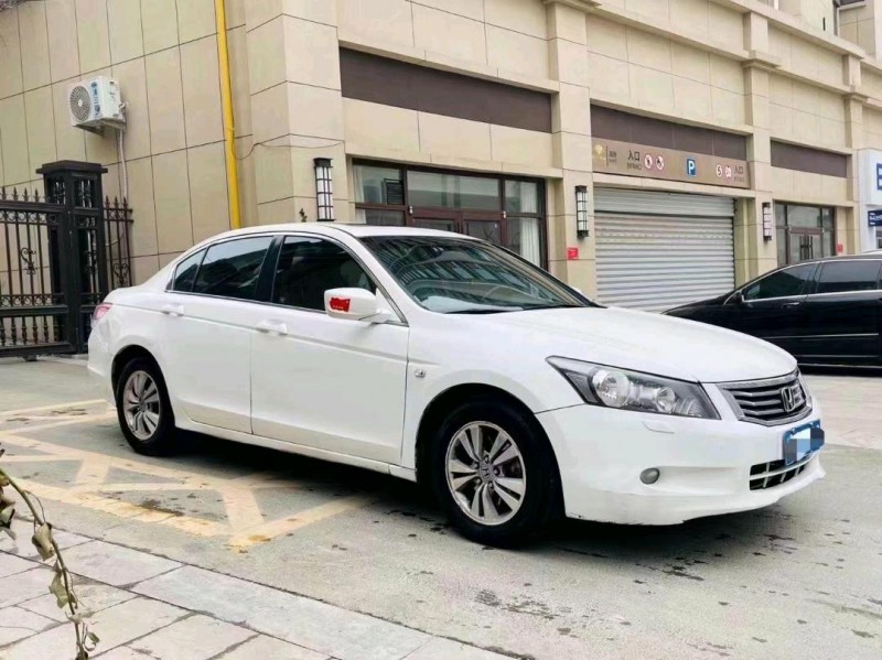 淄博10年本田雅阁2