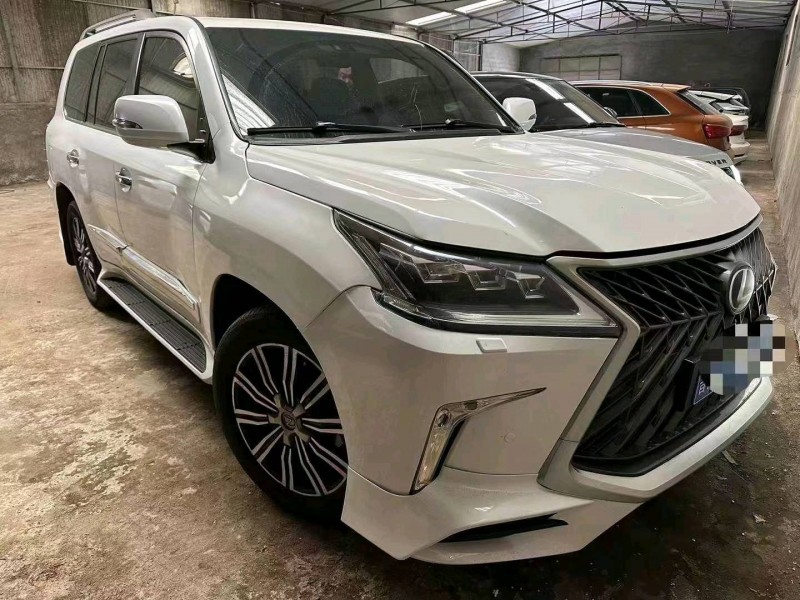 东营13年雷克萨斯LX1