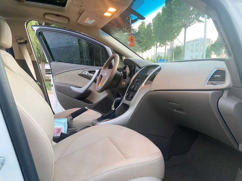 潍坊14年别克英朗4