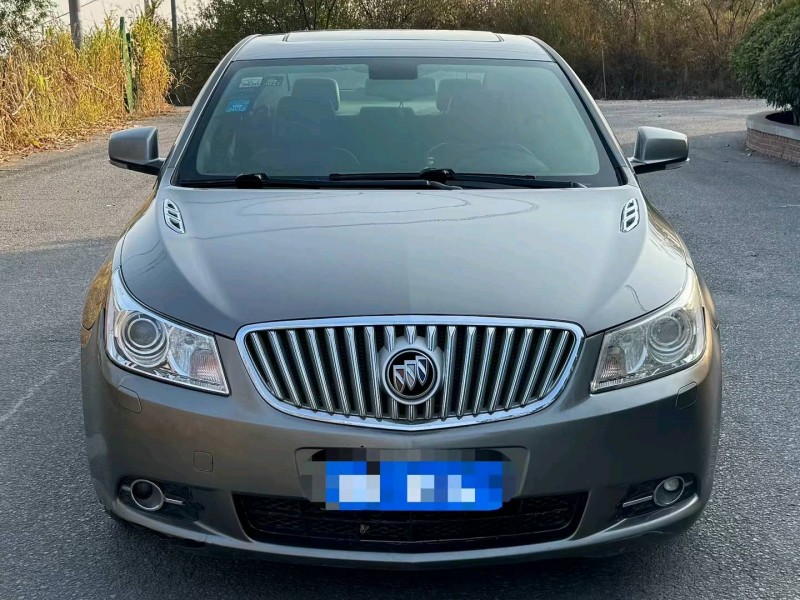 青岛11年别克君越1