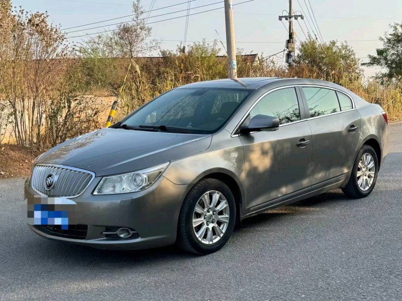 青岛11年别克君越2