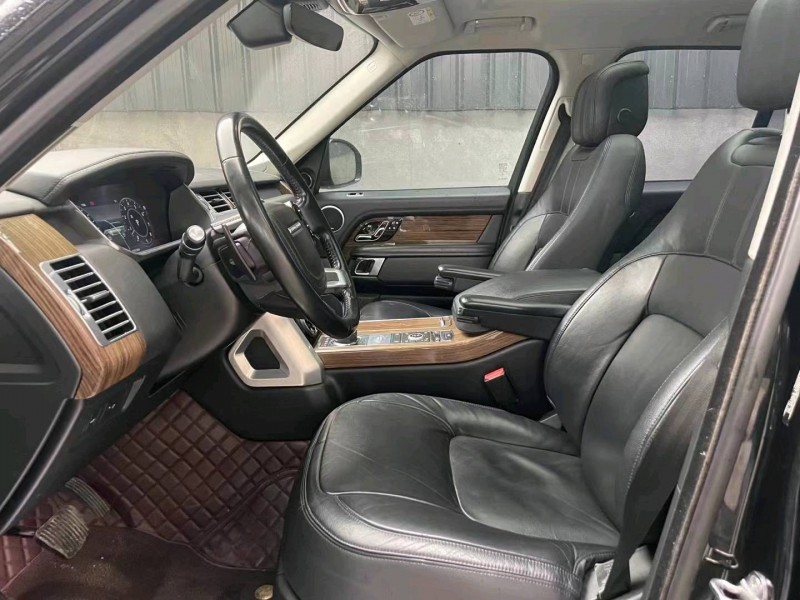 佛山19年路虎揽胜行政4