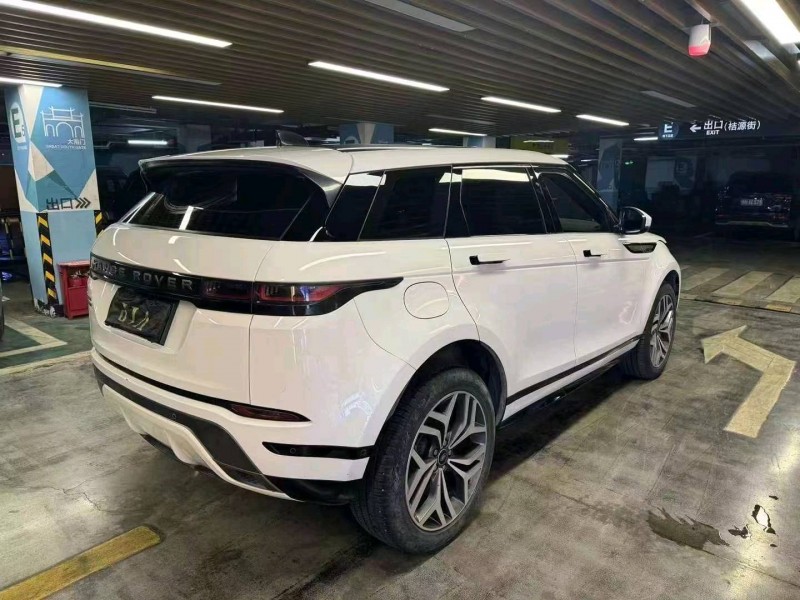 台州19年路虎极光8