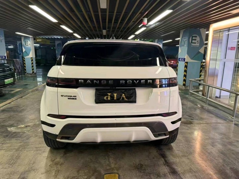 台州19年路虎极光9