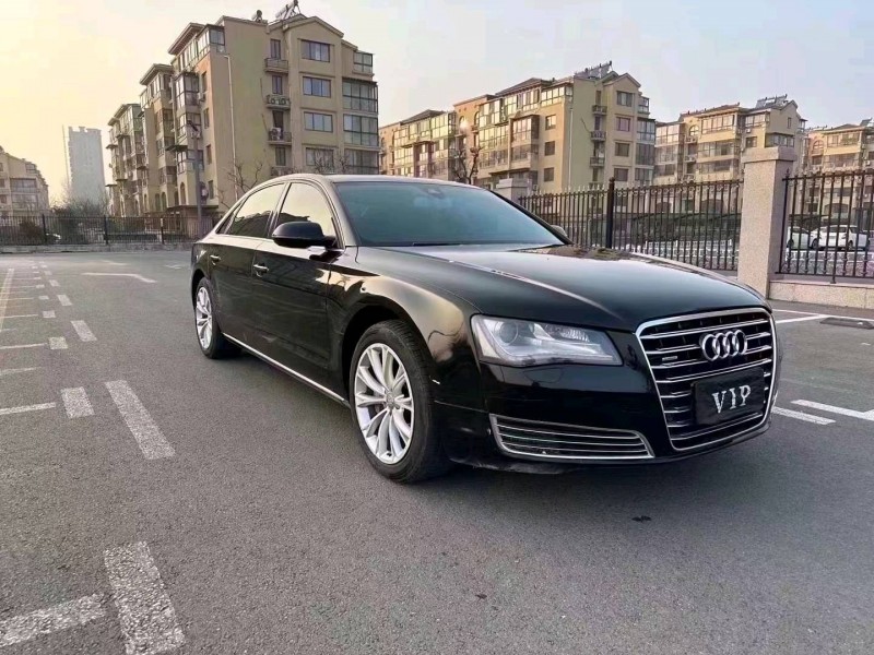 东营14年奥迪A8L3
