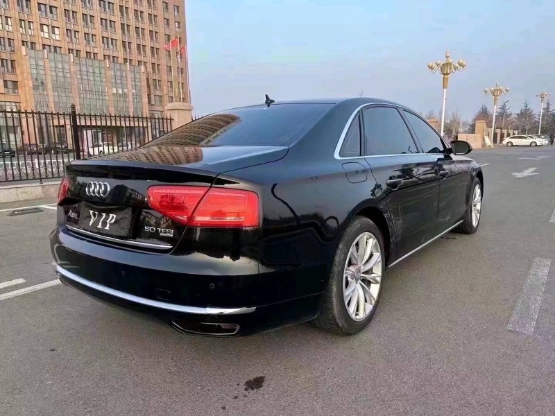 东营14年奥迪A8L4