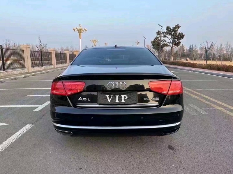 东营14年奥迪A8L8
