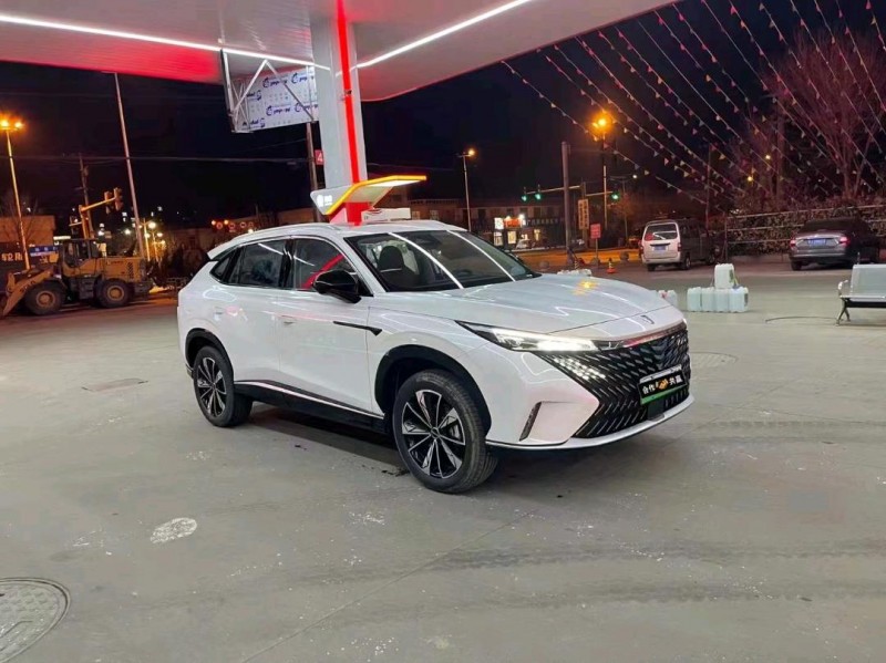 邯郸23年荣威RX53