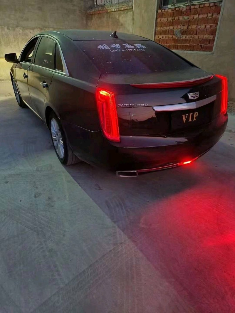 东营15年凯迪拉克XTS3
