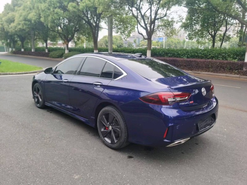 苏州20年别克君威7