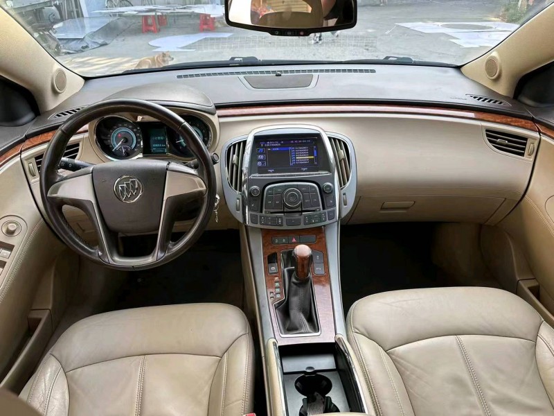 东莞13年别克君越6