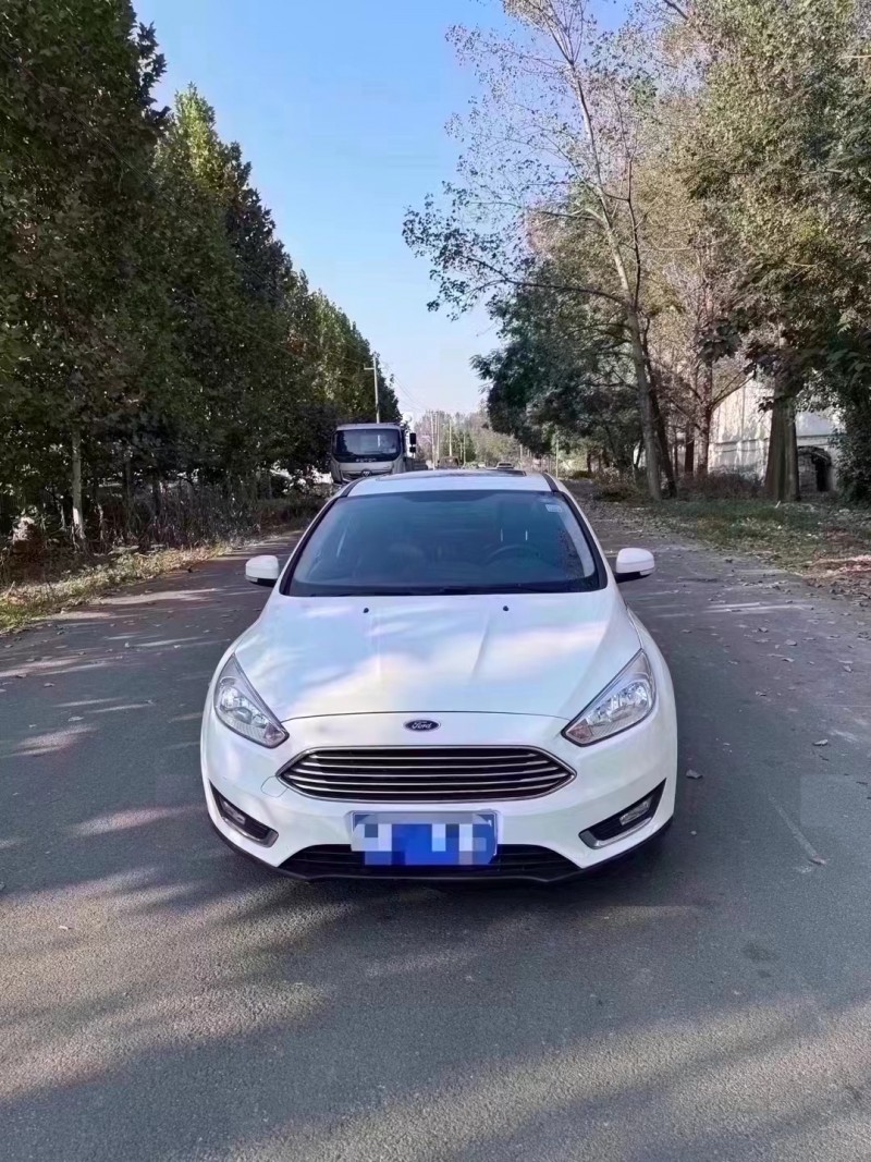 菏泽17年福特福克斯1