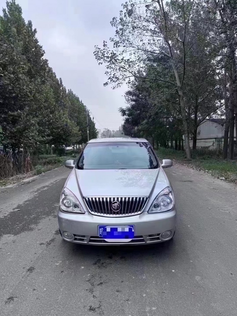 菏泽13年别克GL81