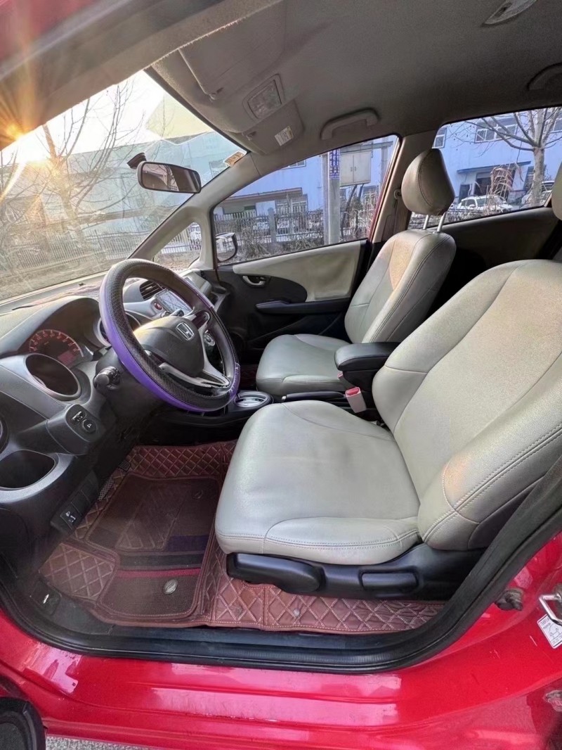 菏泽13年本田飞度4