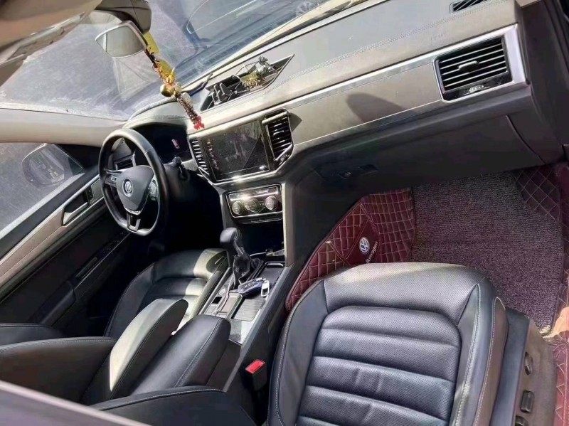 邯郸20年大众途昂4