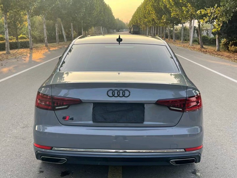 徐州19年奥迪A4L9