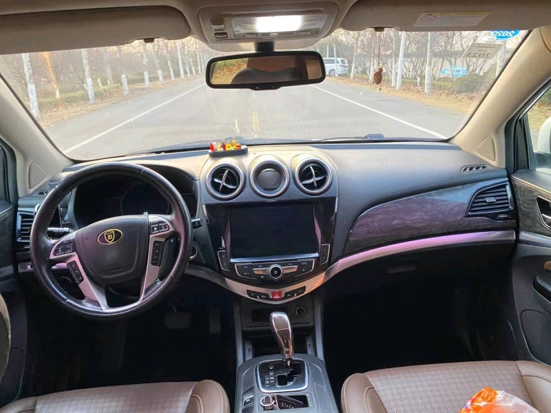 徐州17年比亚迪S74