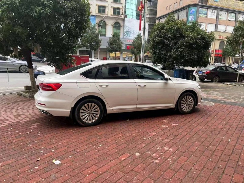 枣庄20年大众朗逸8