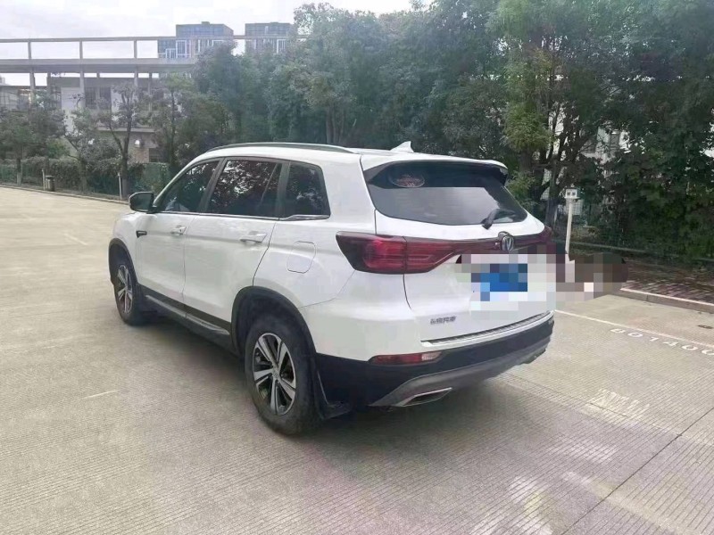 臺州19年長安汽車CS755