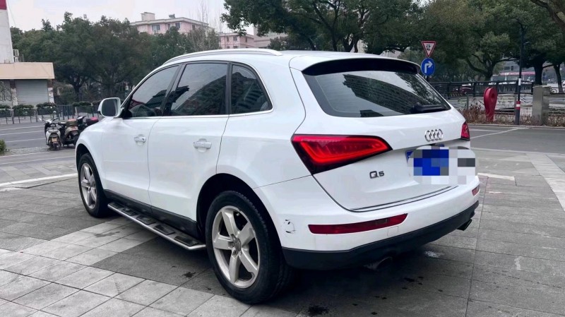 嘉興16年奧迪Q54