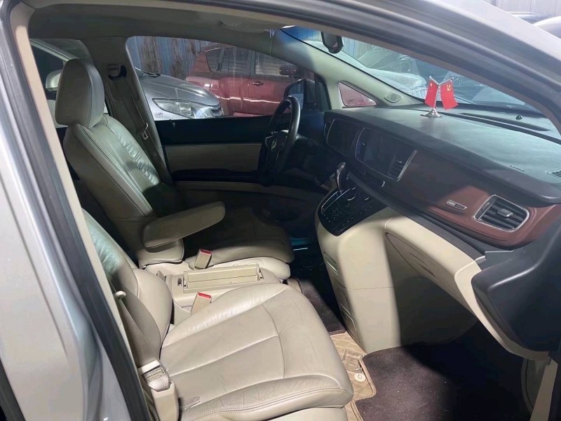 枣庄15年别克GL86