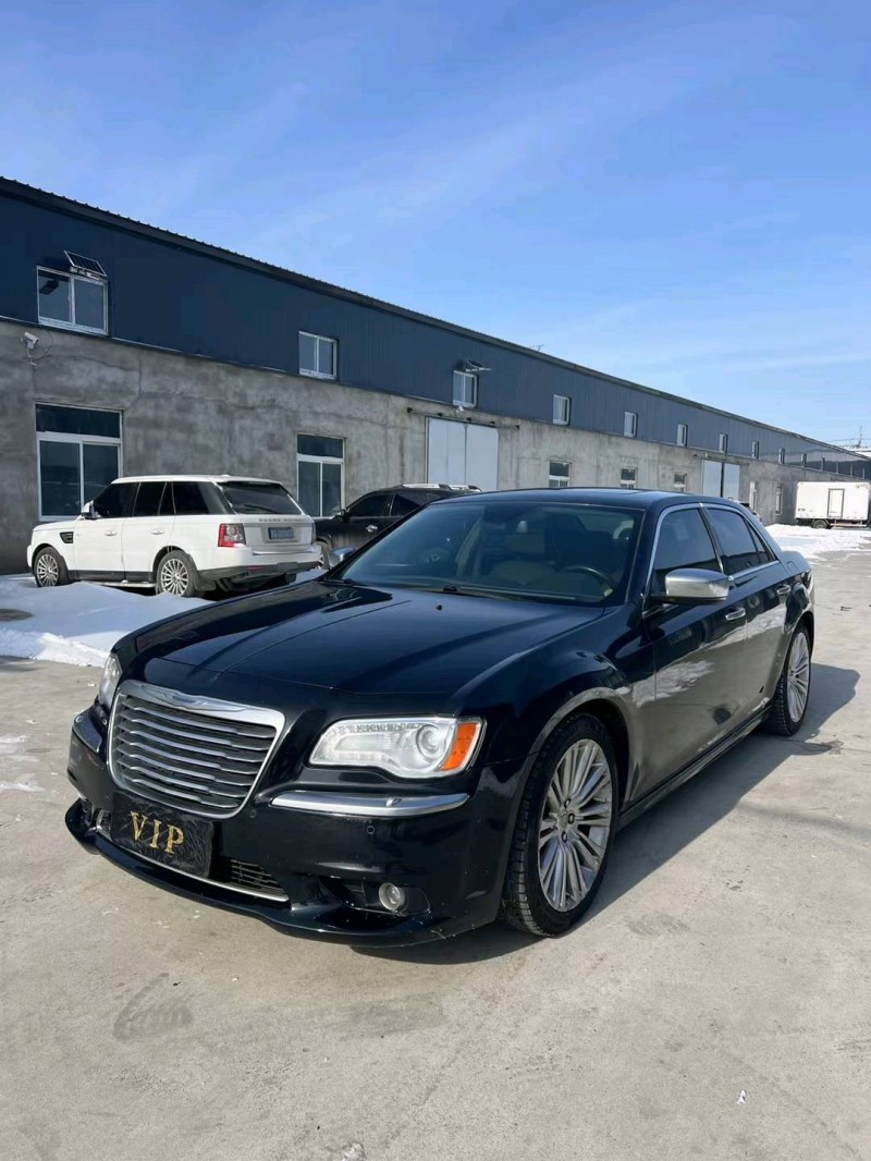 沈阳14年克莱斯勒300C2