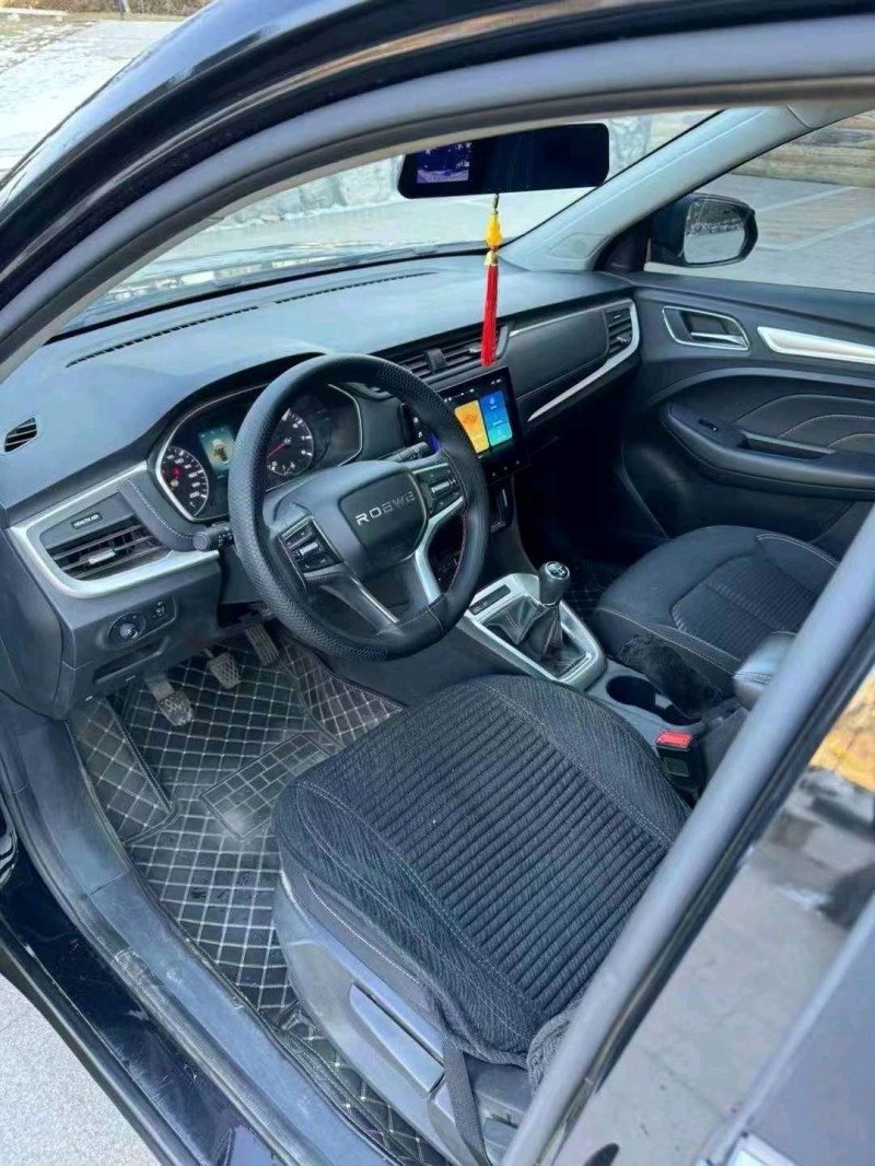 邯郸21年荣威RX33