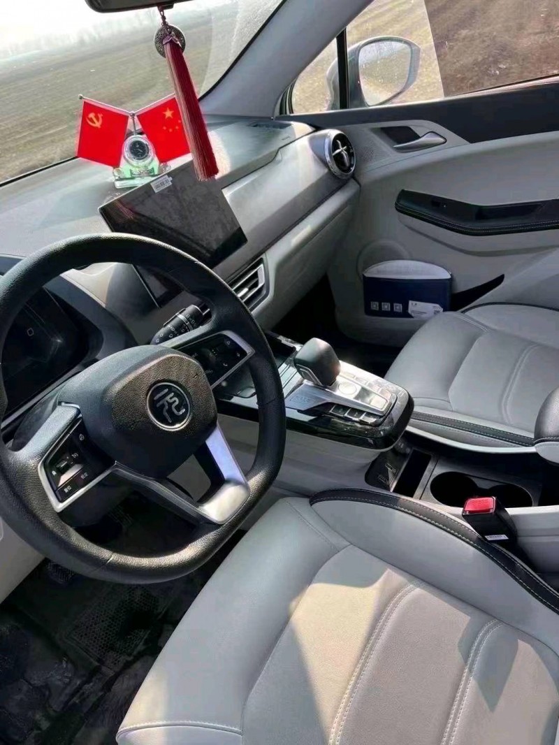 枣庄18年比亚迪元4